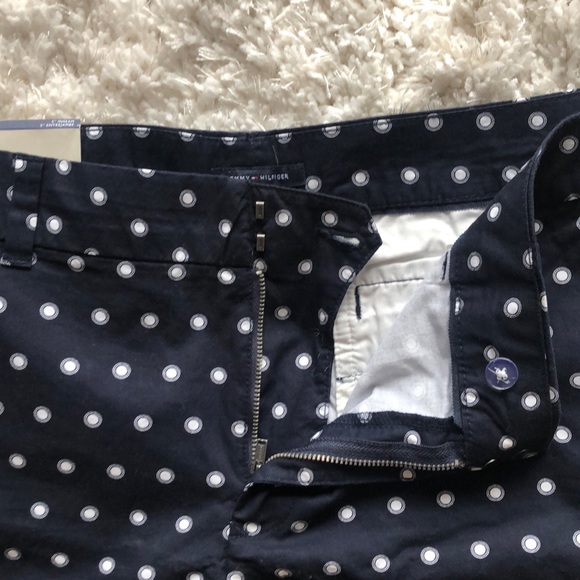Tommy Hilfiger shorts NWT - Picture 2 of 4